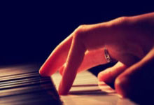 奥利塞预期助攻&创造重大机会&进攻三区造犯规等多项数据领跑德甲.